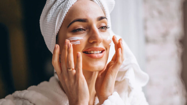 Skin taning: आयुर्वेद के जरिए त्वचा को निखारने के पांच तरीके