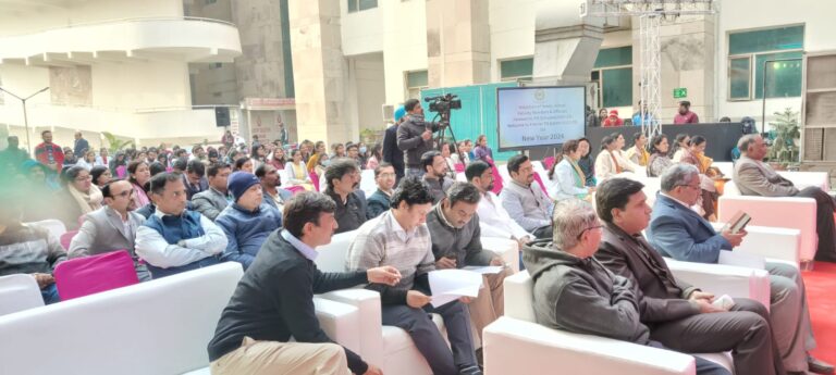 ग्रेजुएशन के छात्रों को मेडिकल लाइसेंस के लिए अब पास करना होगा NET टेस्ट