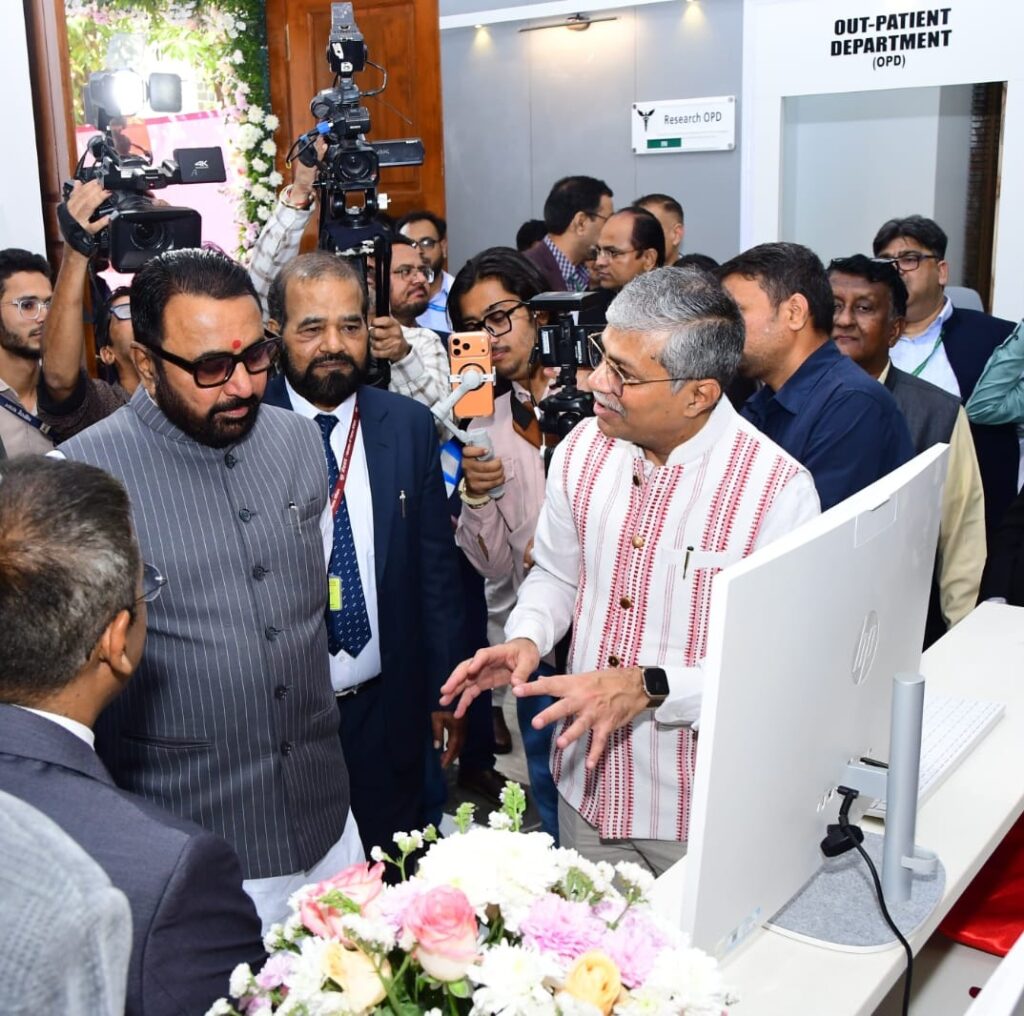 Today, the newly constructed building 'Colocation Centre' of the Regional Research Institute of Unani Medicine (RRIUM) was inaugurated in the premises of J.J. Hospital, Mumbai.